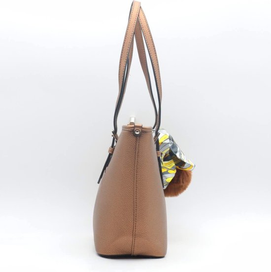 Evelyn Handtas (Navy) | Flora & Co